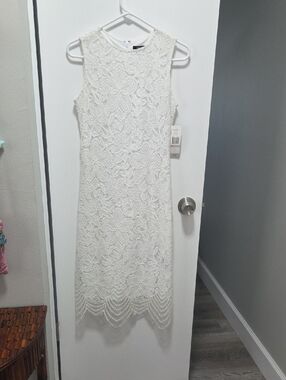Sharagano White Sleeveless Lace Midi Dress